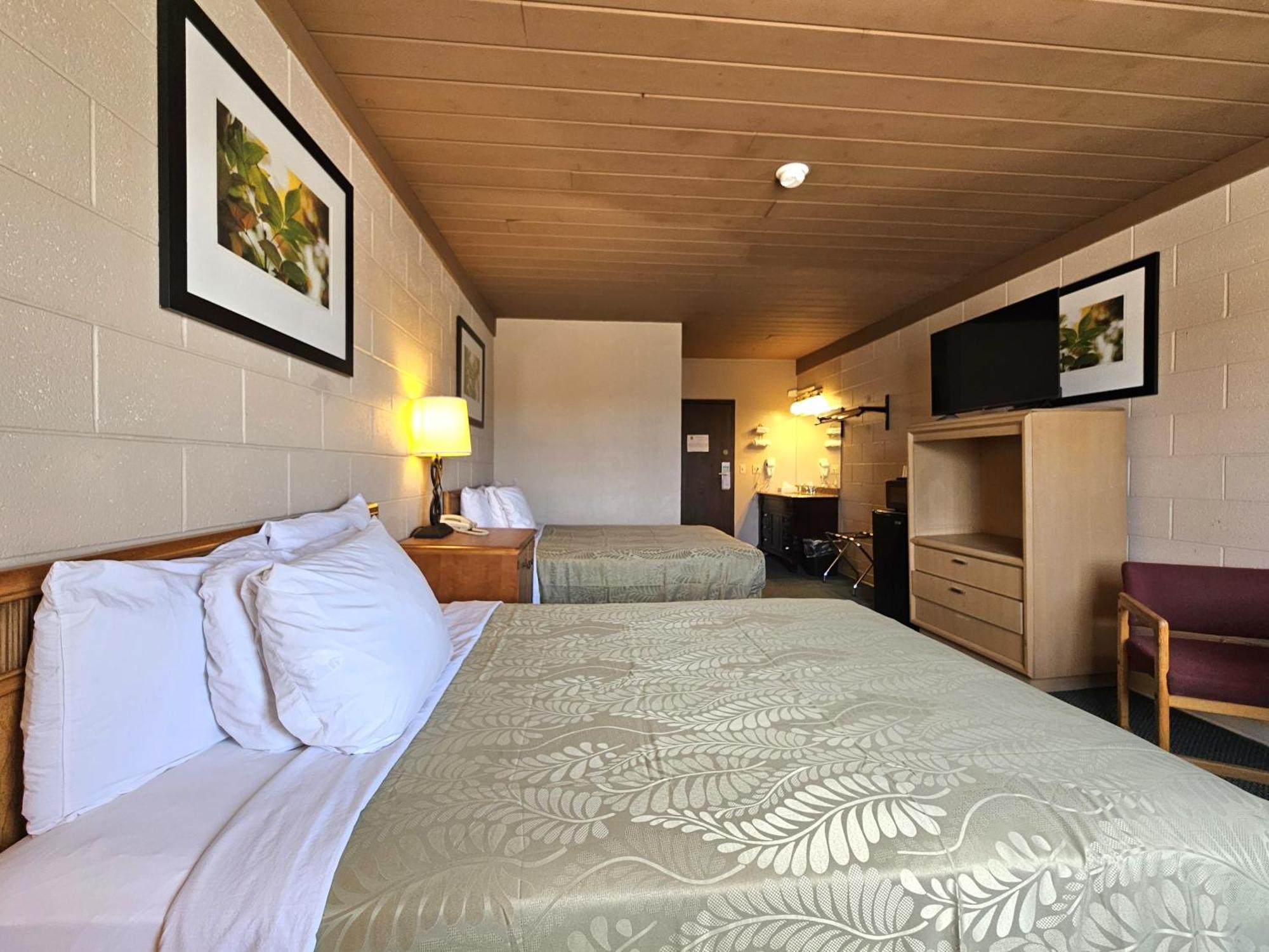 1St Choice Inn Of Роулинс Екстериор снимка